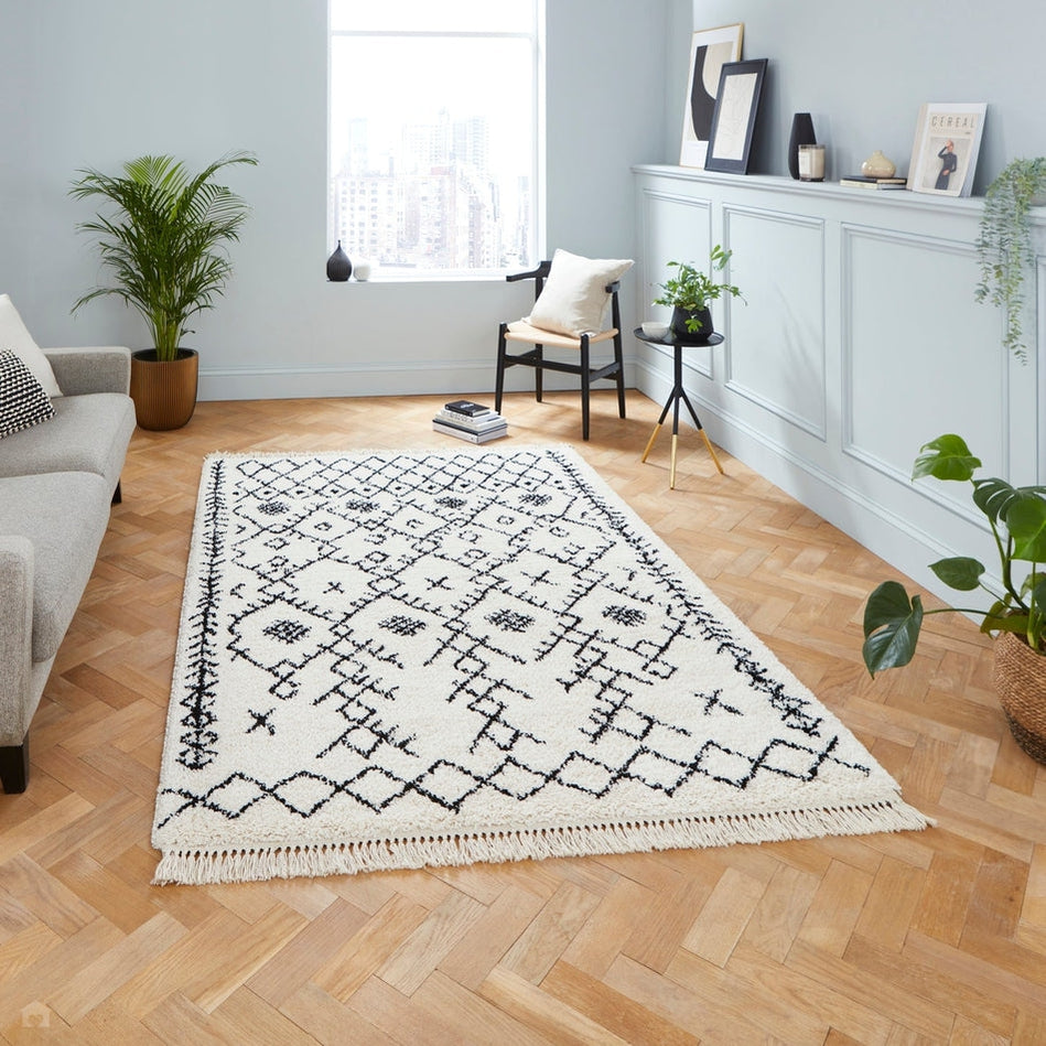 Timeless Elegance: Cream and Black Rugs from Rug Love