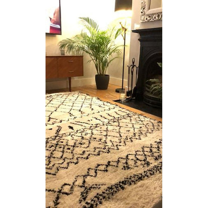 Boho 5402 Modern Moroccan Berber Soft Plush Shaggy White/Black Rug-Think Rugs-Rug Love - The Most Loved Rug Store