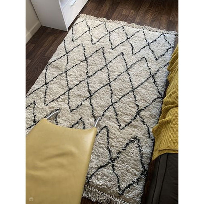 Boho 8280 Modern Moroccan Berber Soft Plush Shaggy White/Black Rug-Think Rugs-Rug Love - The Most Loved Rug Store