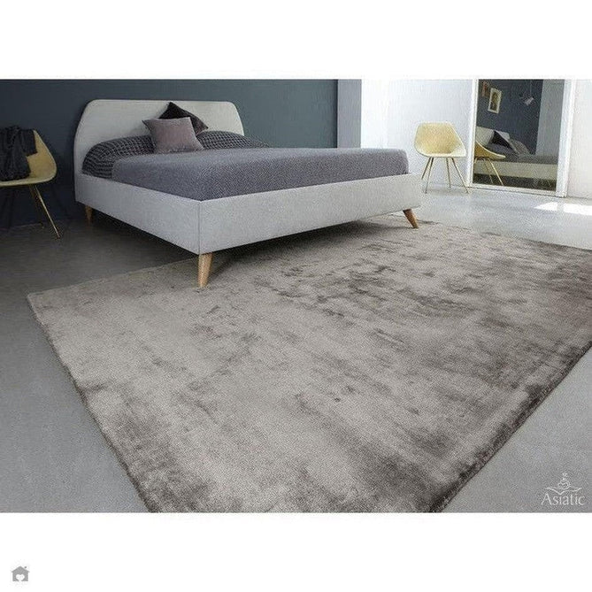 Buy Asiatic Carpets Katherine Carnaby Chrome Modern Designer Plain High-Density Heavyweight Hand-Woven Silky Smooth Shimmer Viscose Pearl Cream/White Rug Lowest Price | Rug Love