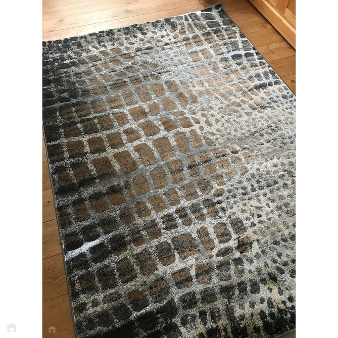 Quantum QU02 Modern Giraffe Print Metallic Shimmer Flat Pile Silver/Brown Rug-Asiatic Carpets-Rug Love - The Most Loved Rug Store