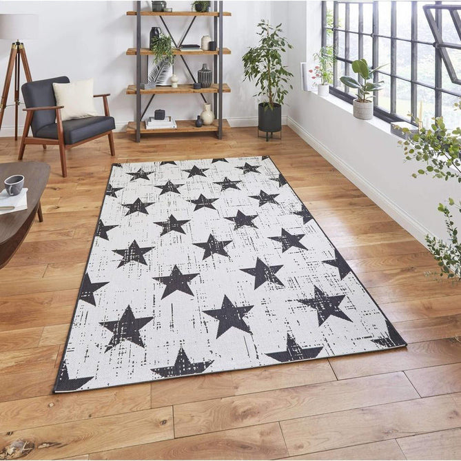 Santa Monica 48648 Star Durable Stain-Resistant Weatherproof Flatweave In-Outdoor White/Black Rug-Think Rugs-Rug Love - The Most Loved Rug Store